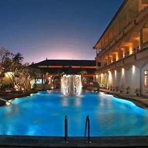 3* فندق وسبا فيبري